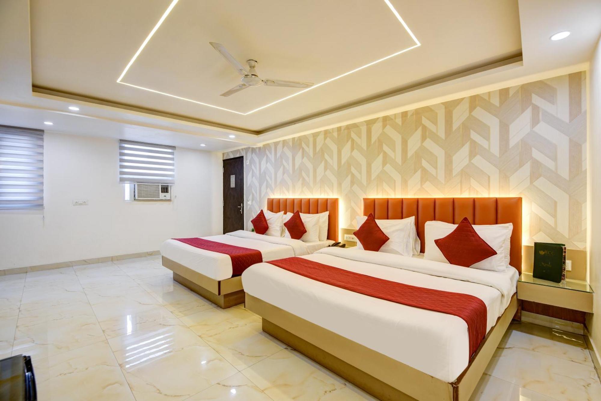 Hotel Krishna - By Rcg Hotels, Centrally Located, Nueva Delhi Exterior foto