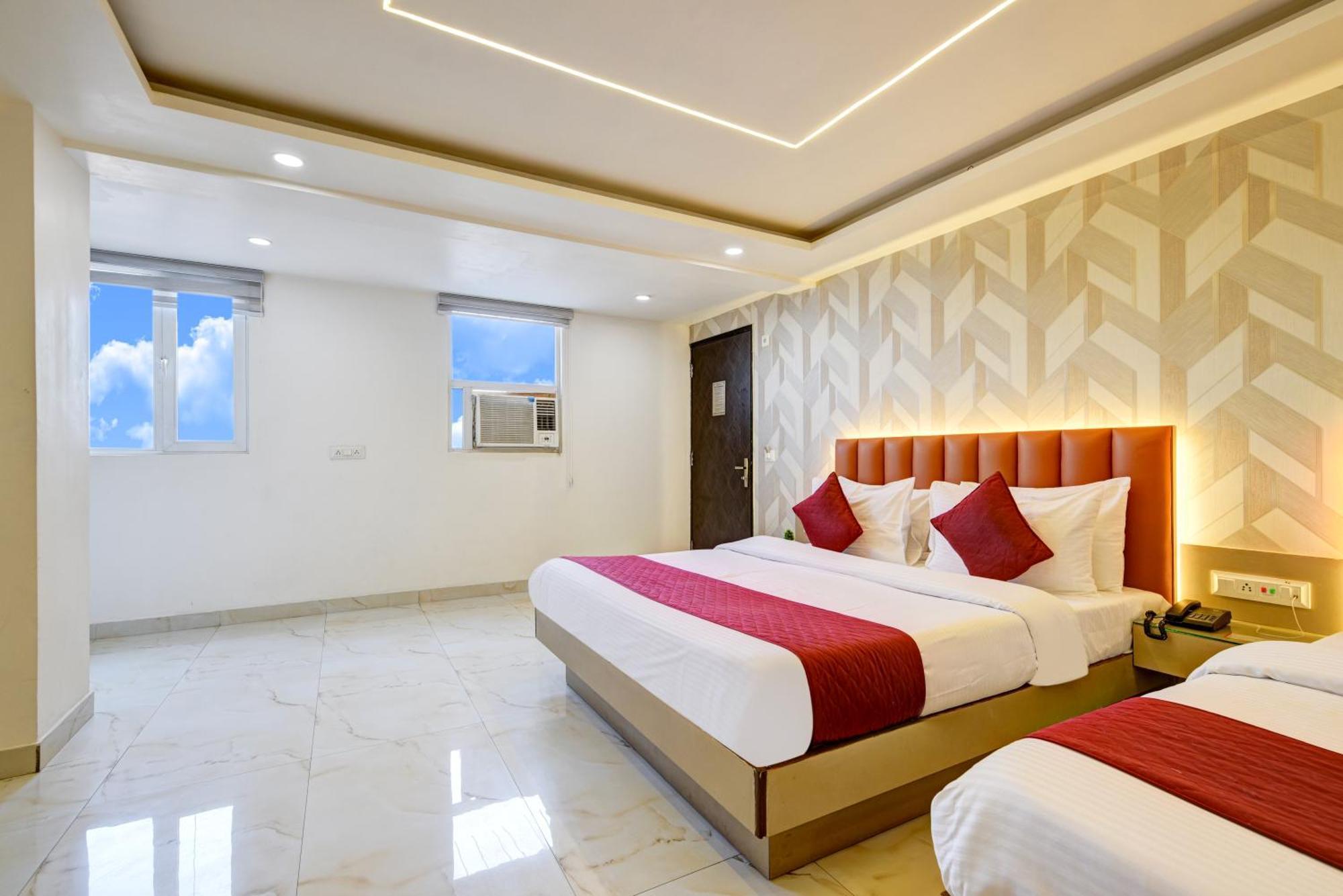 Hotel Krishna - By Rcg Hotels, Centrally Located, Nueva Delhi Exterior foto