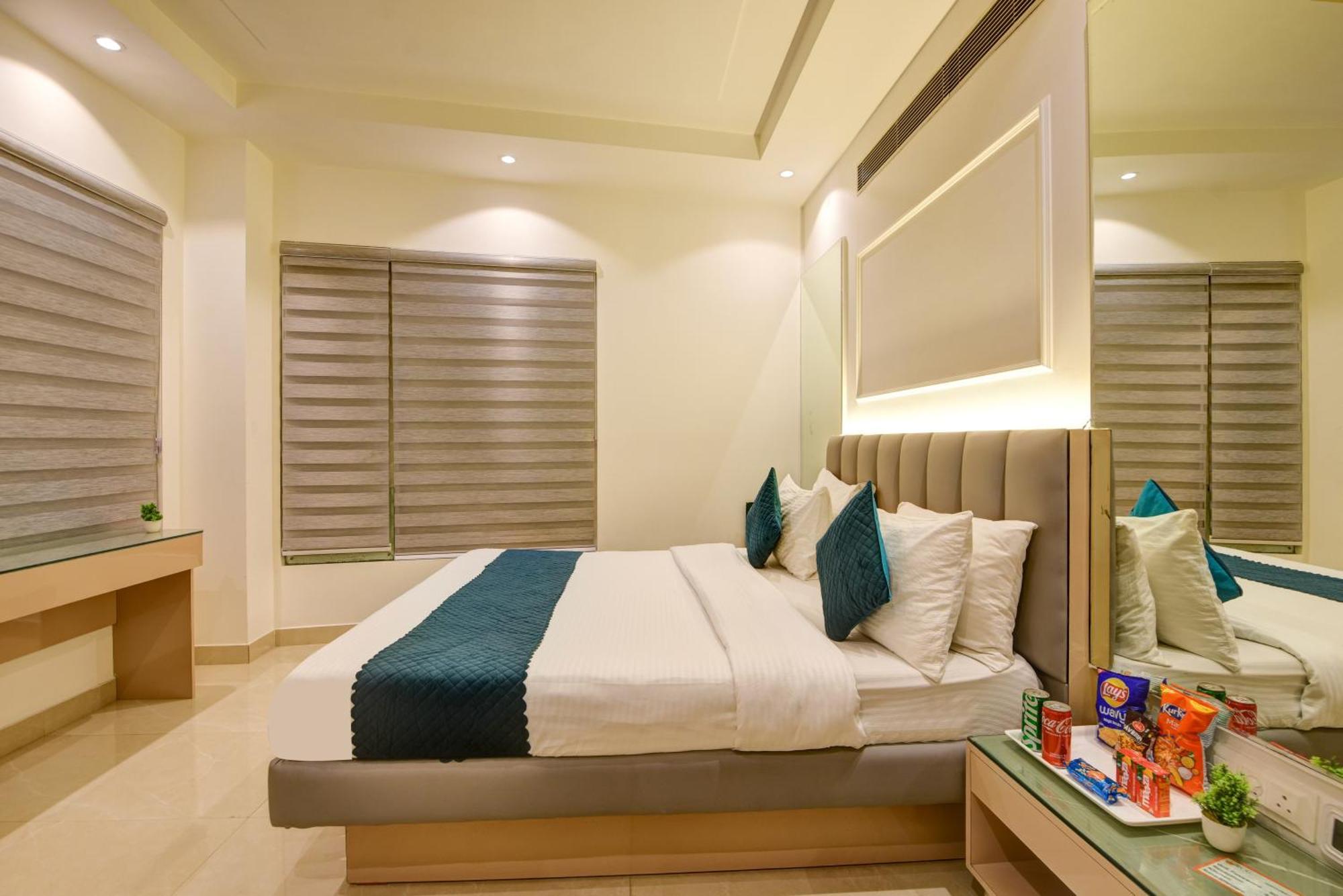 Hotel Krishna - By Rcg Hotels, Centrally Located, Nueva Delhi Exterior foto