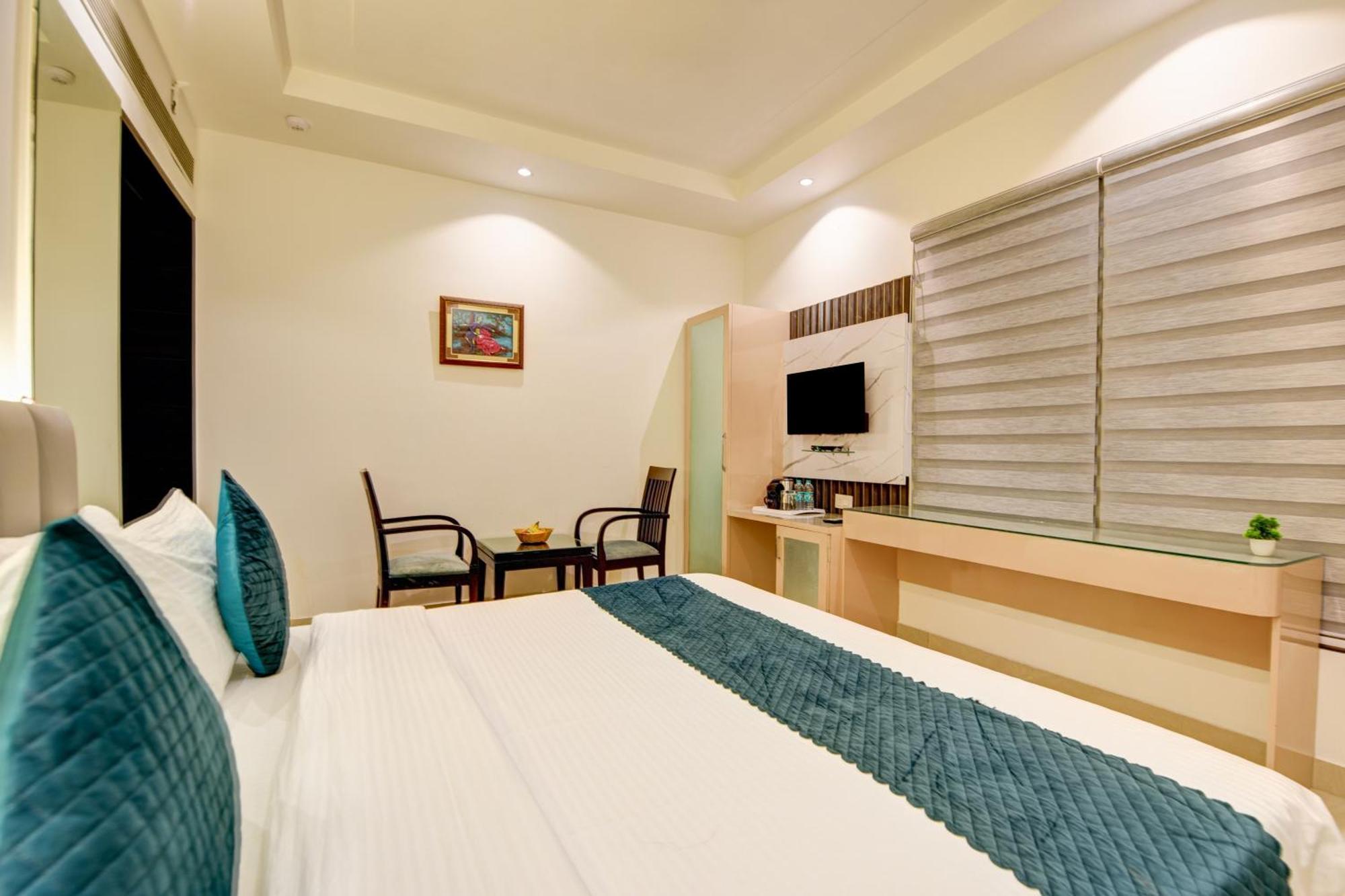Hotel Krishna - By Rcg Hotels, Centrally Located, Nueva Delhi Exterior foto