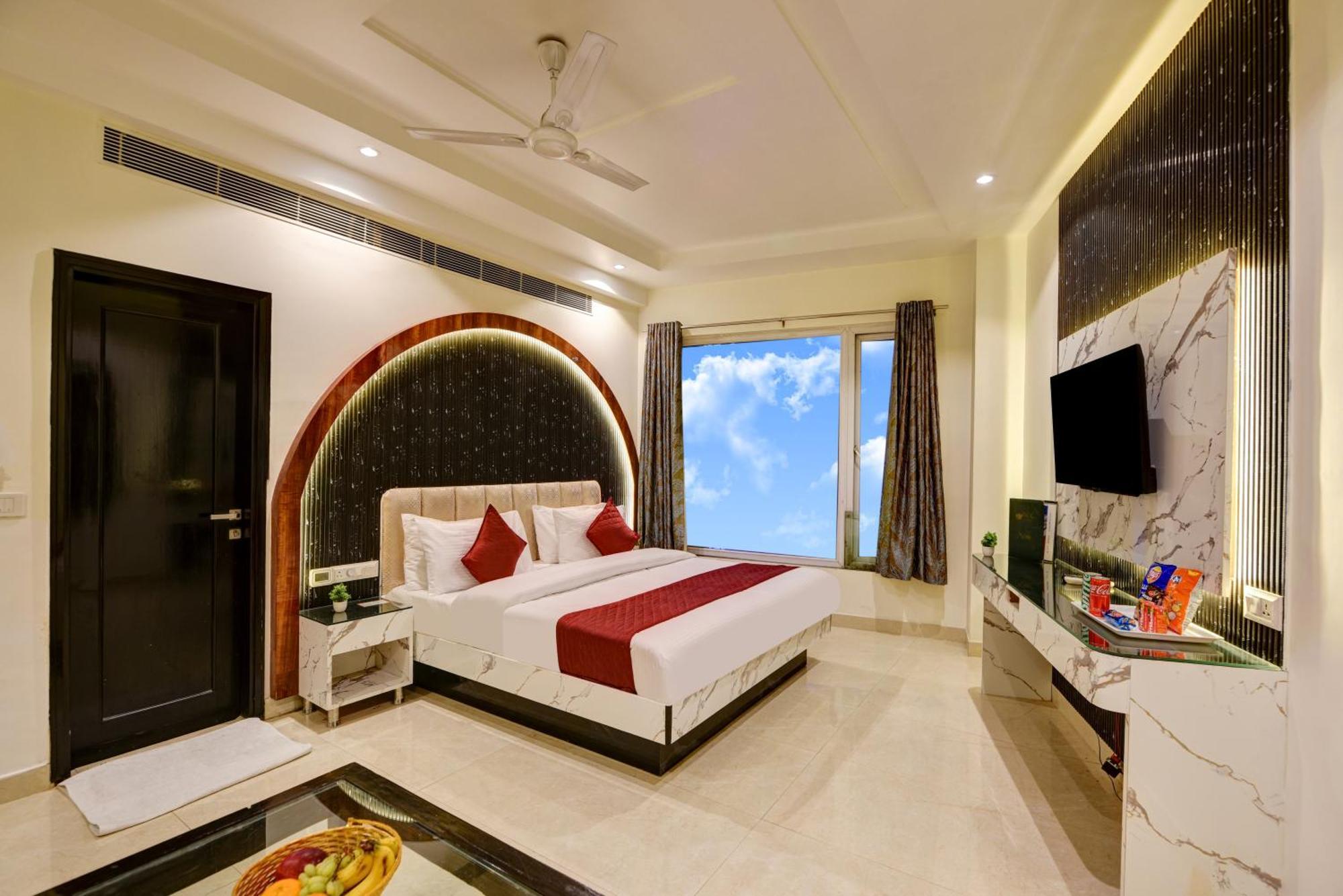 Hotel Krishna - By Rcg Hotels, Centrally Located, Nueva Delhi Exterior foto