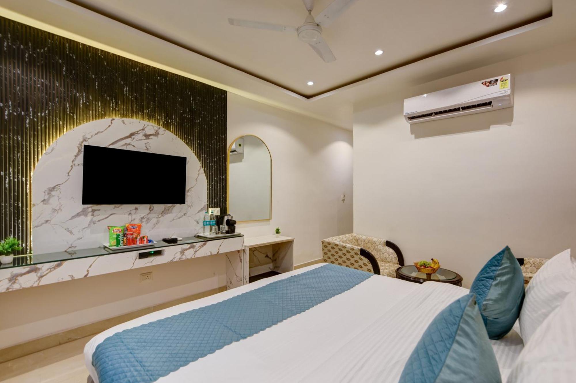Hotel Krishna - By Rcg Hotels, Centrally Located, Nueva Delhi Exterior foto