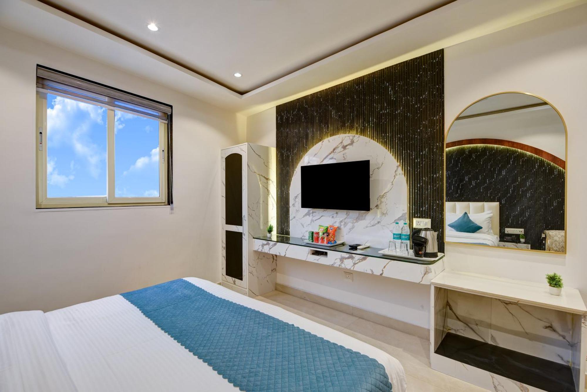 Hotel Krishna - By Rcg Hotels, Centrally Located, Nueva Delhi Exterior foto